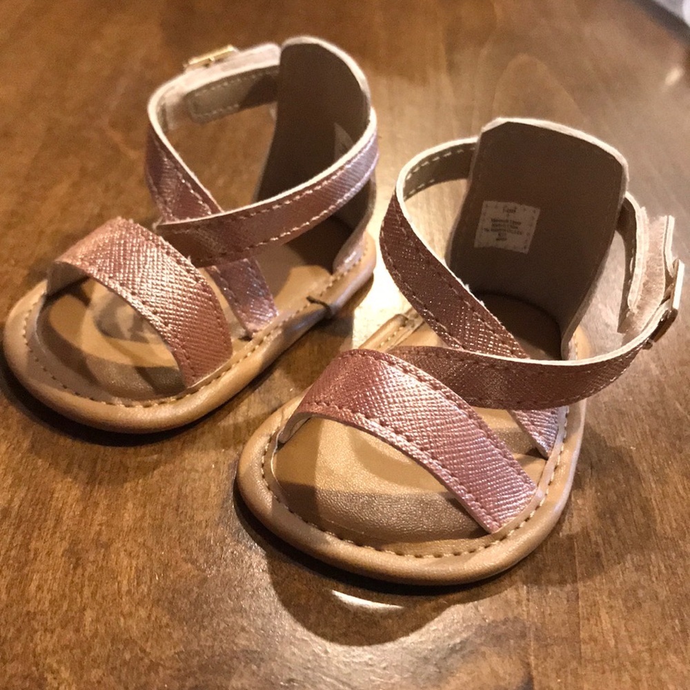 Pink/rose gold sandals